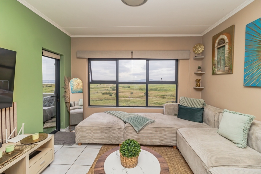 1 Bedroom Property for Sale in De Zicht Estate Western Cape